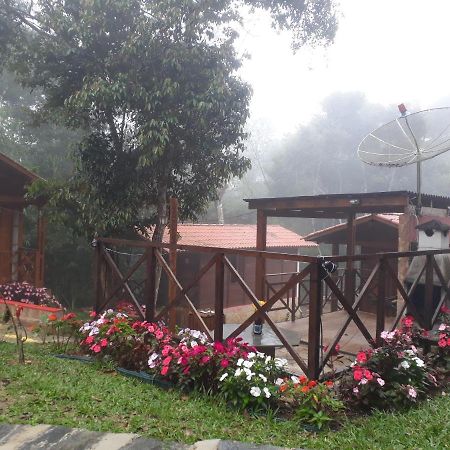 Monte Suico - Chales Para Locacao Guaramiranga Exterior foto